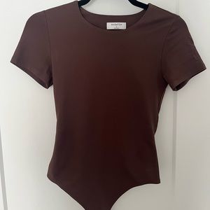 Babaton Contour Crew Shortsleeve Bodysuit - Size Small